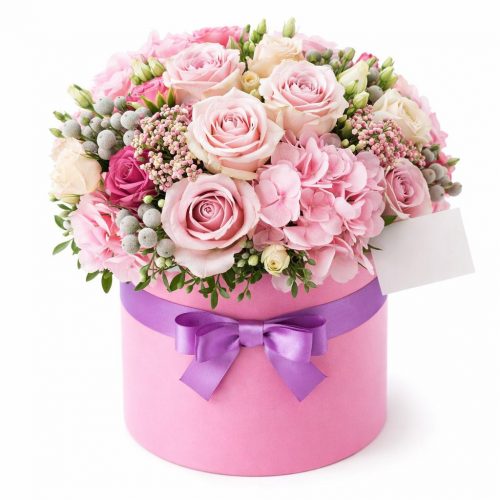 Цветы в шляпной коробке «Нежность»